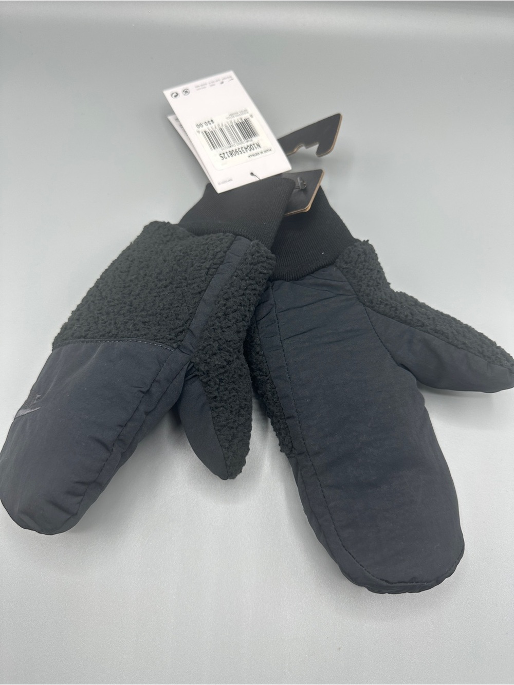 Nike Sherpa Fleece Winter Warm Mittens Women’s Size XS/S Black